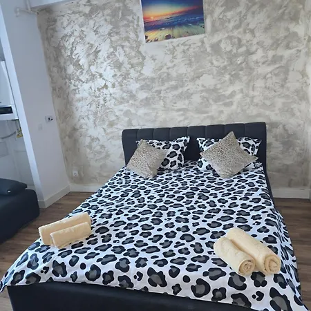 Onix Blue Mamaia Nord Апартаменты